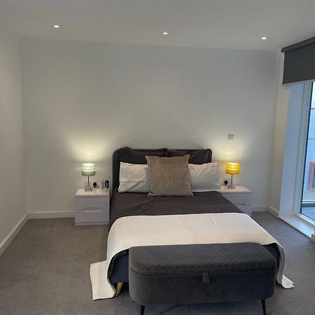 Malixa Uk Apartment Croydon Exterior photo